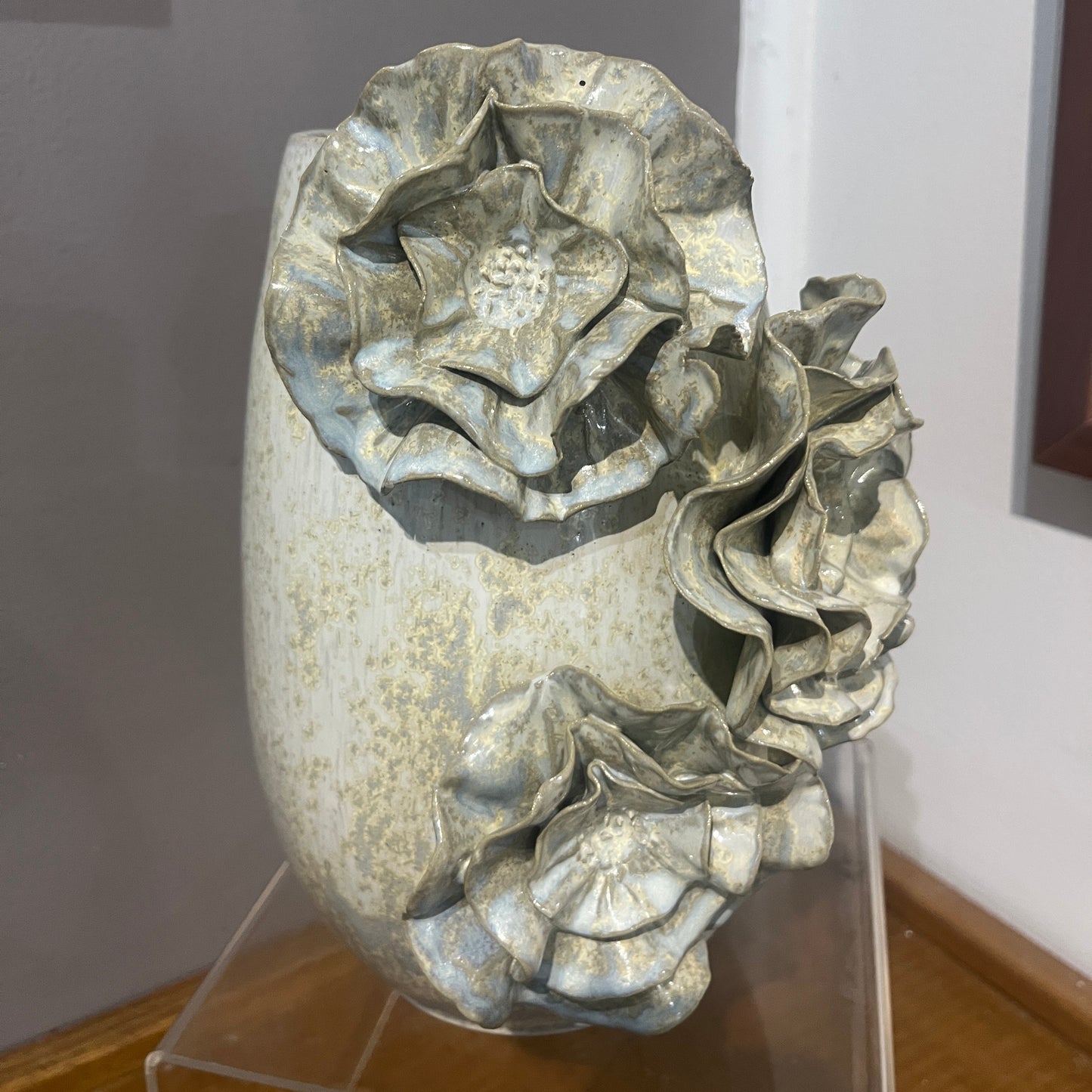 Alison Skate - The Camelia Vase