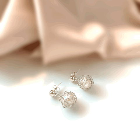 Zohar - Silver post earrings