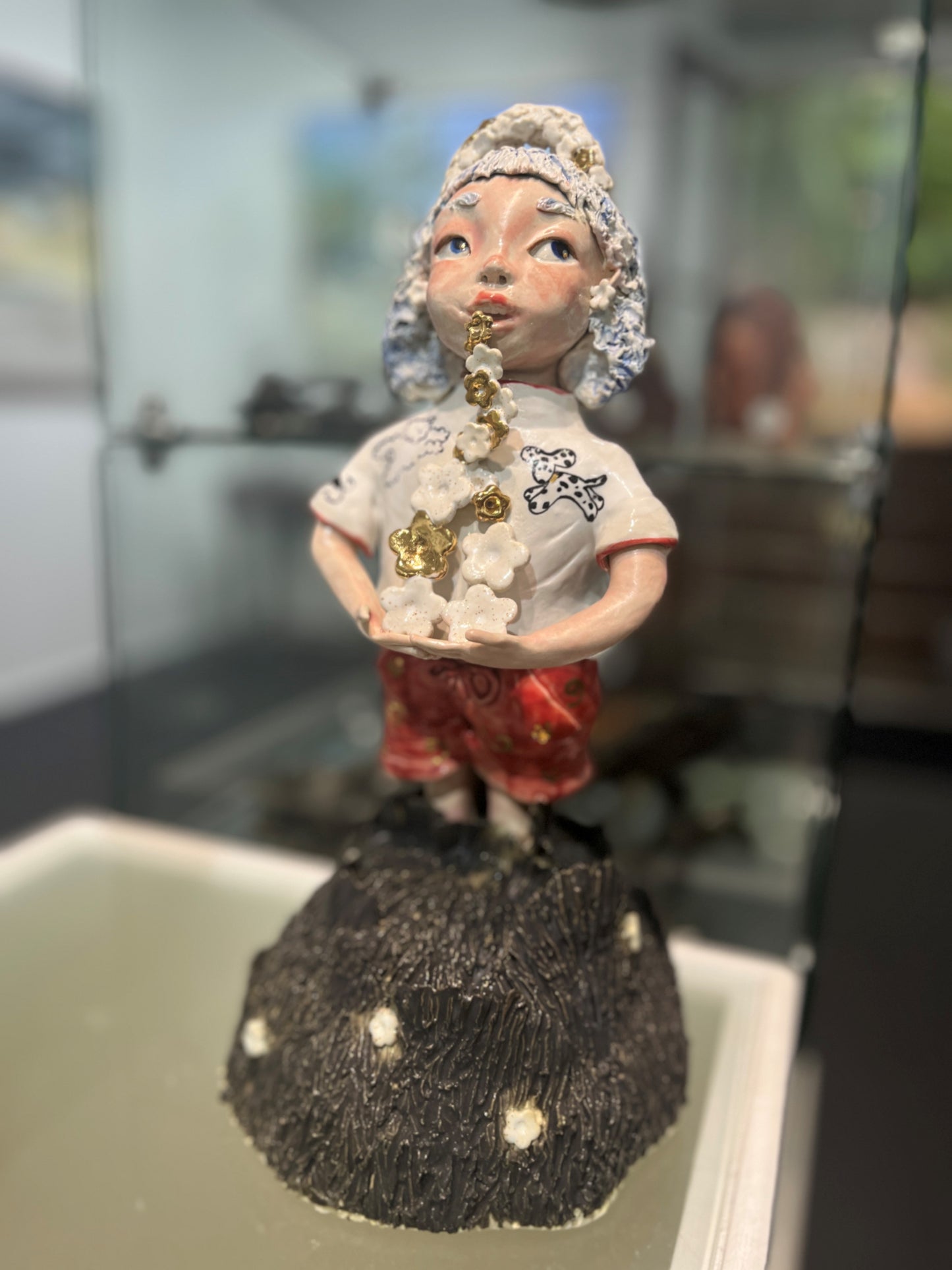 Amelia Nufer -  Holding Joy