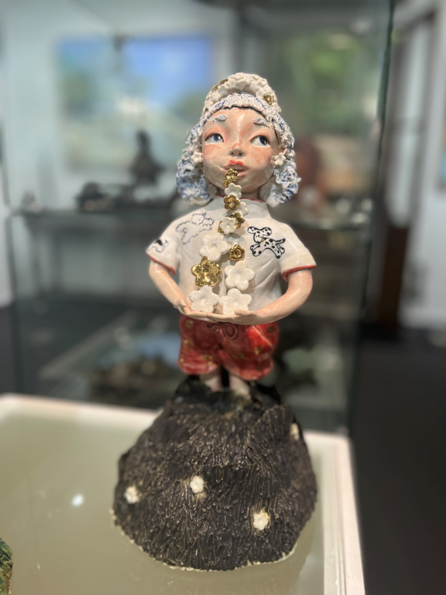 Amelia Nufer -  Holding Joy