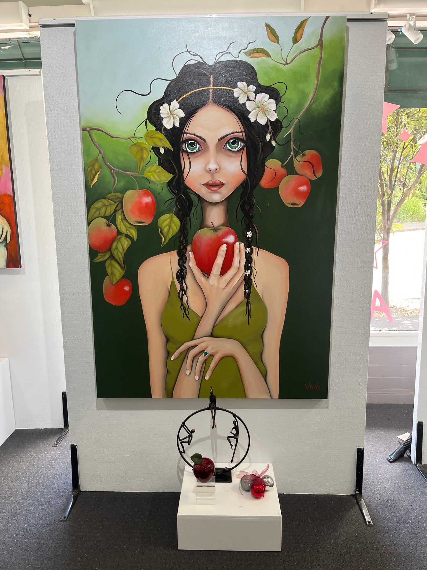 Vivienne Gray - Poisoned Apple